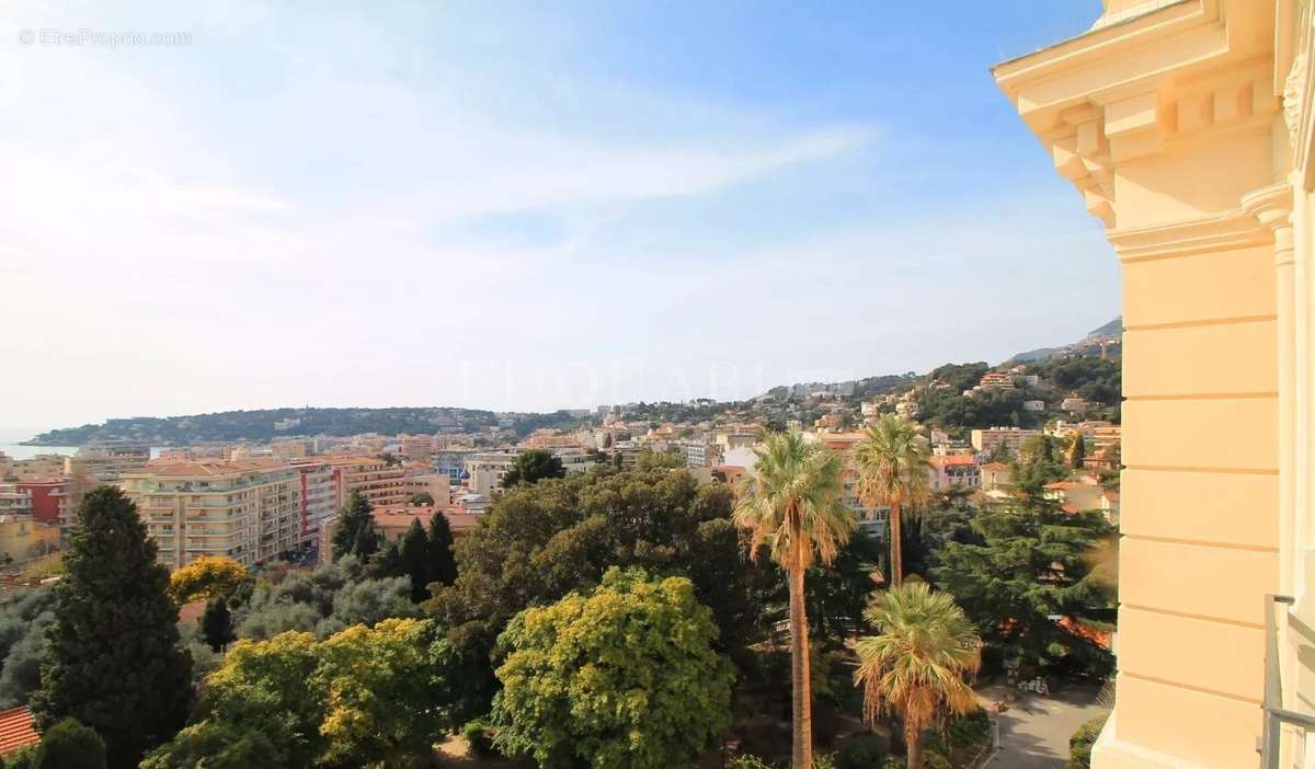 Appartement à MENTON