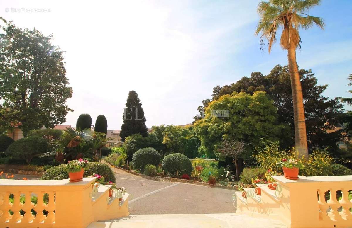 Appartement à MENTON