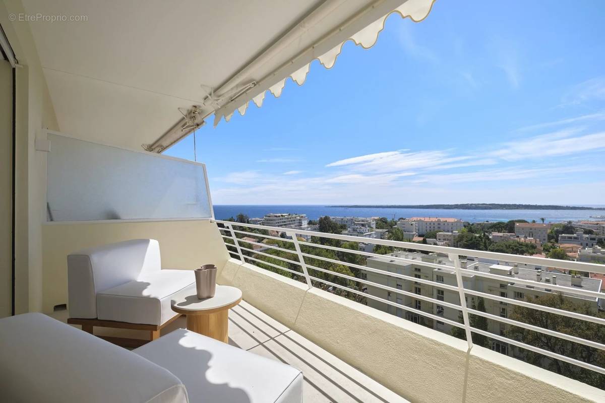 Appartement à CANNES