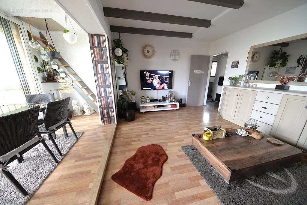 Appartement à FREJUS