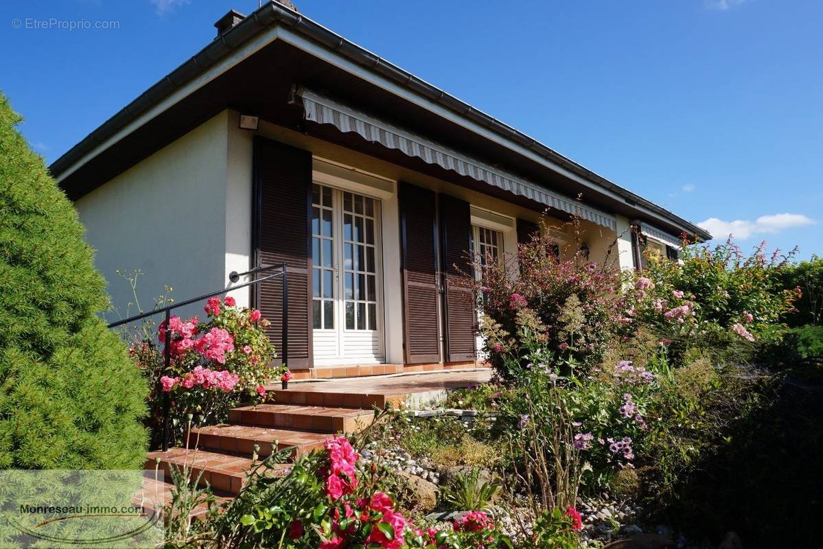 Maison à LES NOES-PRES-TROYES