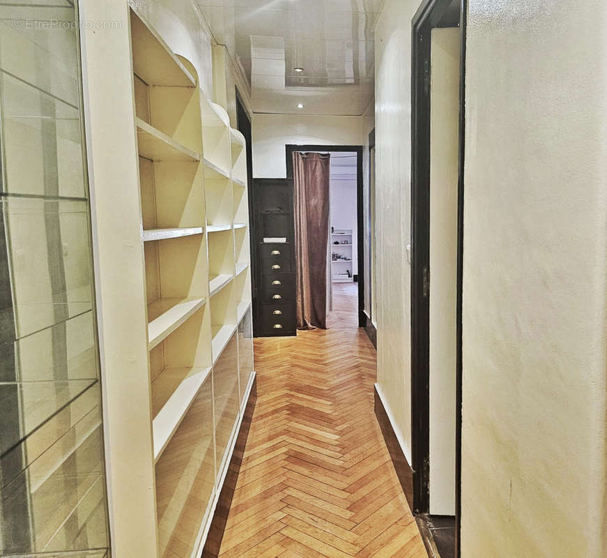 Appartement à MARSEILLE-8E