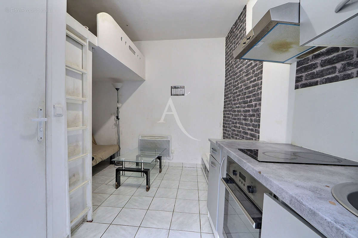 Appartement à AUBERVILLIERS