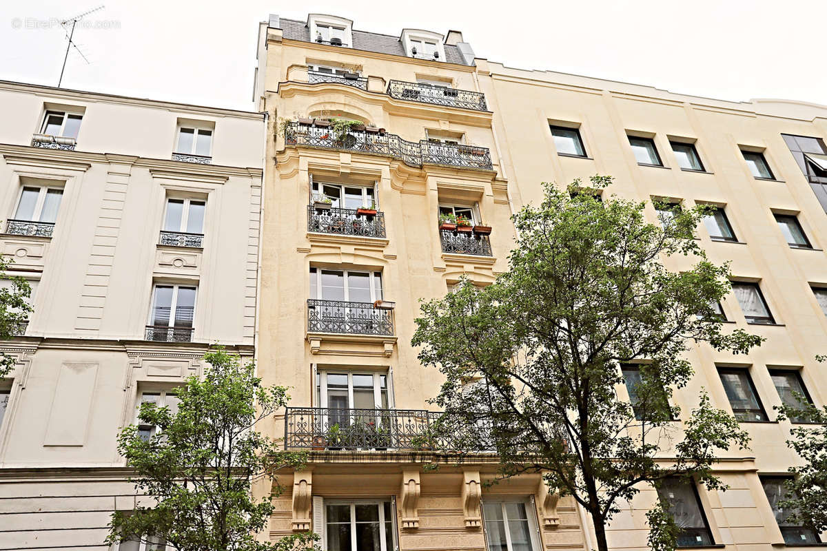 Appartement à PARIS-18E