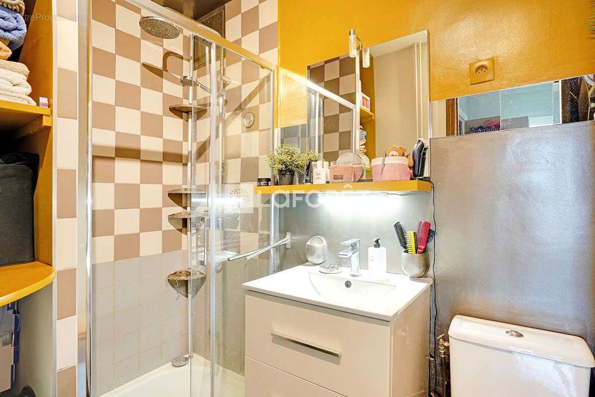 Appartement à PARIS-12E