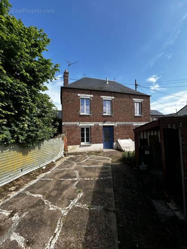 Maison à AUCHY-LA-MONTAGNE