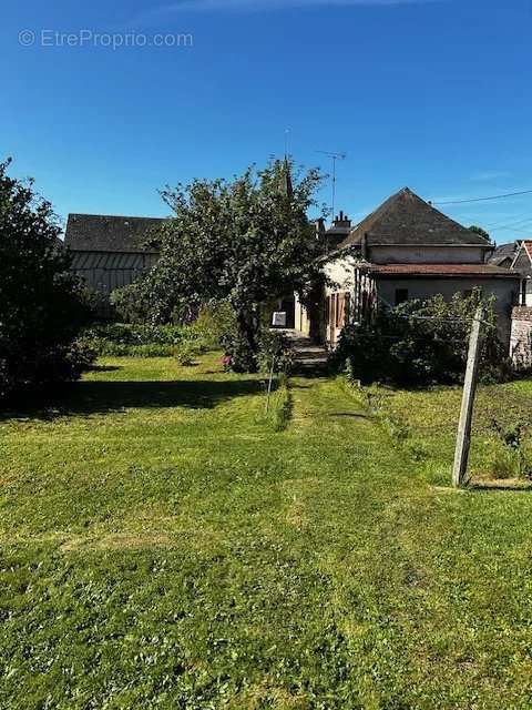 Maison à FEUQUIERES