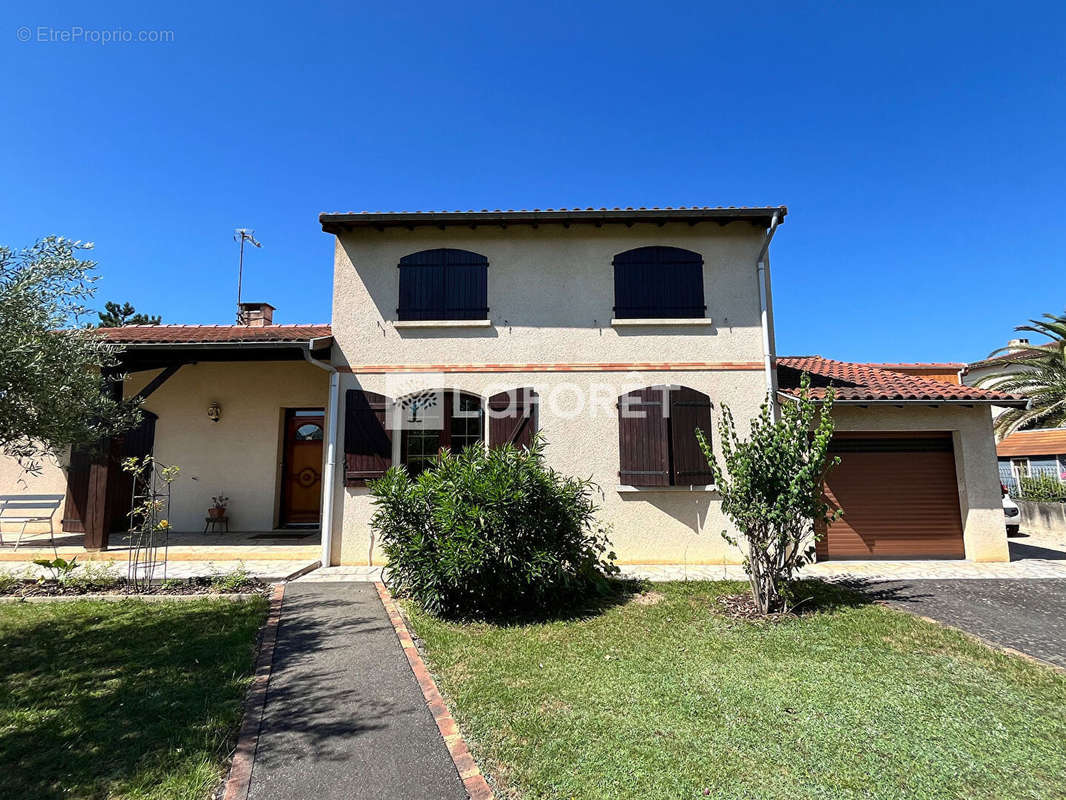 Maison à VILLENEUVE-TOLOSANE