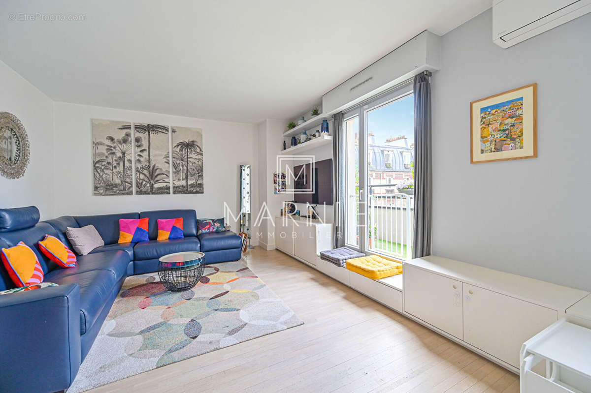 Appartement à PARIS-15E