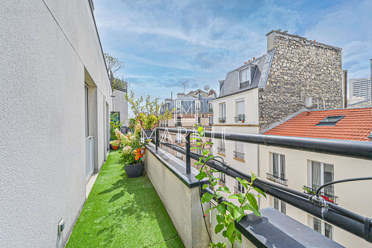 Appartement à PARIS-15E