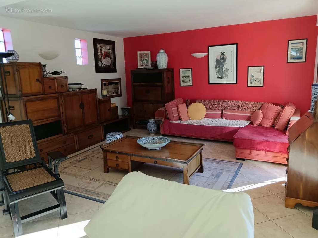 Appartement à EYGUIERES