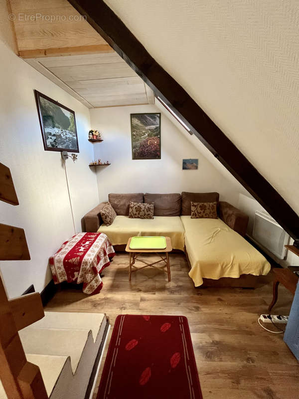 Appartement à LAVEISSIERE