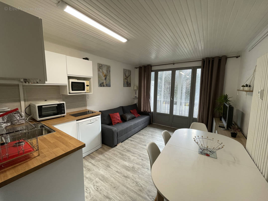 Appartement à LAVEISSIERE