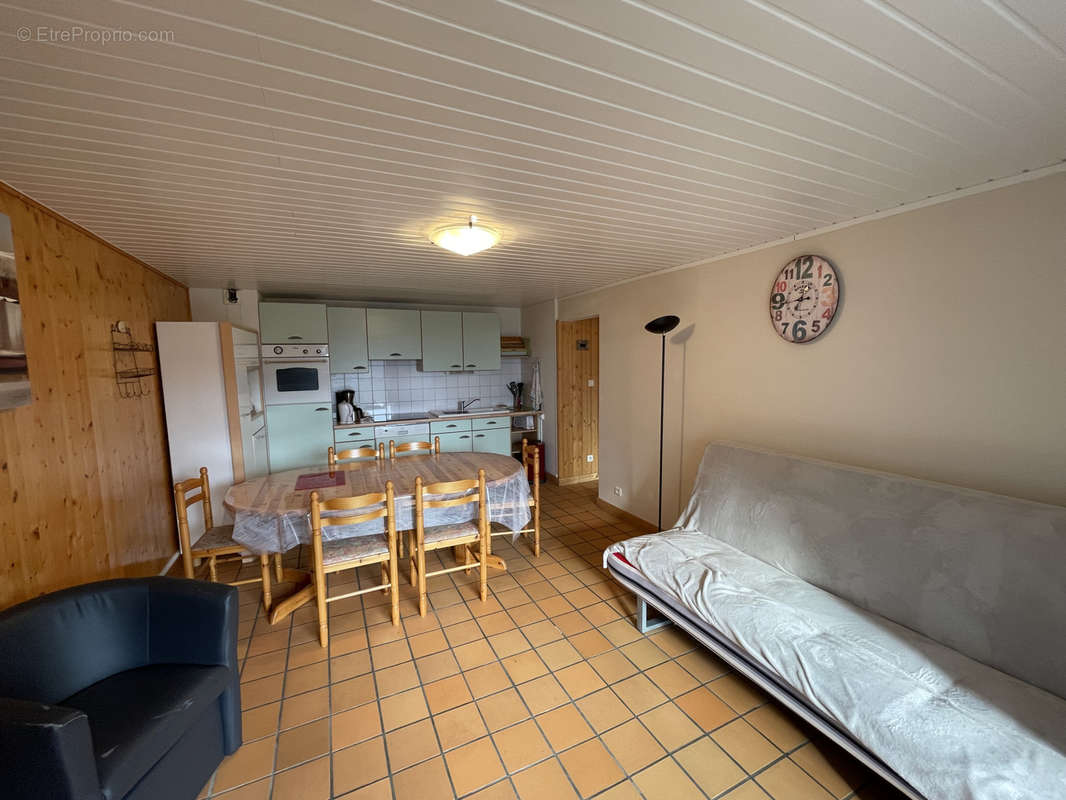 Appartement à LAVEISSIERE