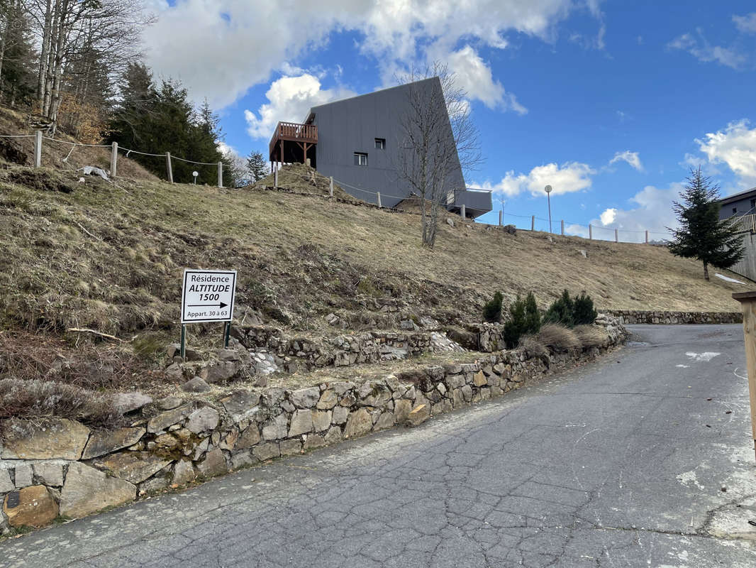 Appartement à LAVEISSIERE