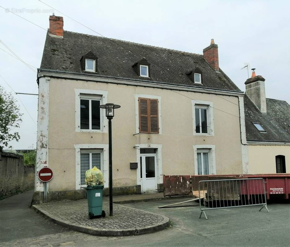 Maison à MONDOUBLEAU