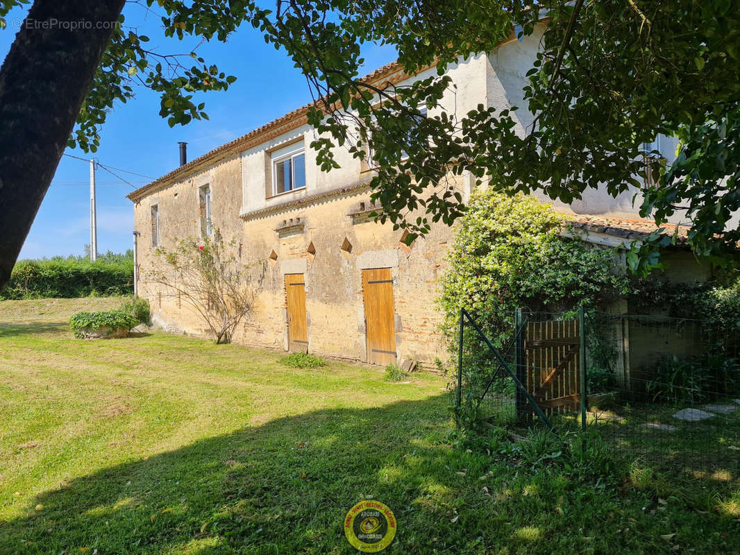 Maison à VILLETON