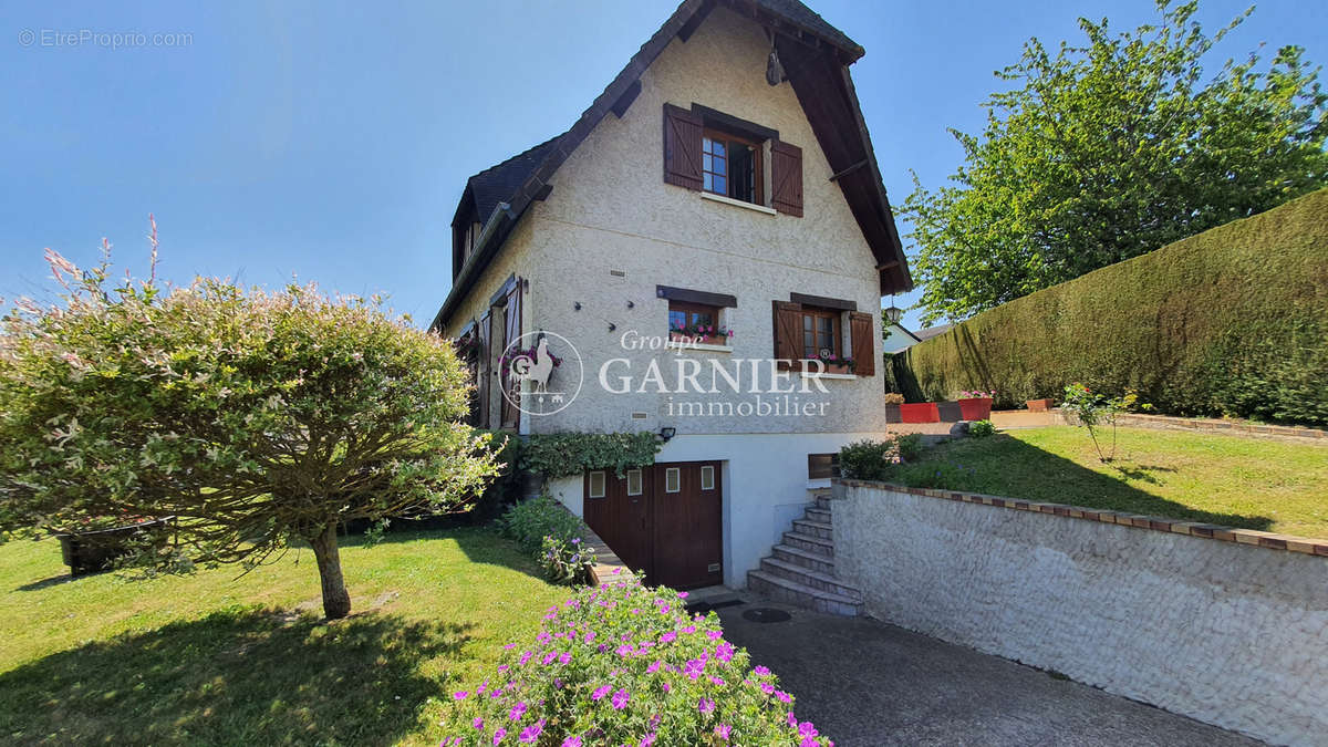 Maison à LA BONNEVILLE-SUR-ITON