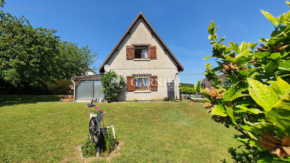 Maison à LA BONNEVILLE-SUR-ITON