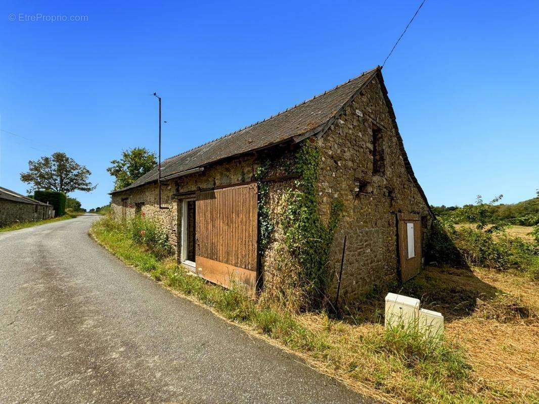 Maison à SOUDAN