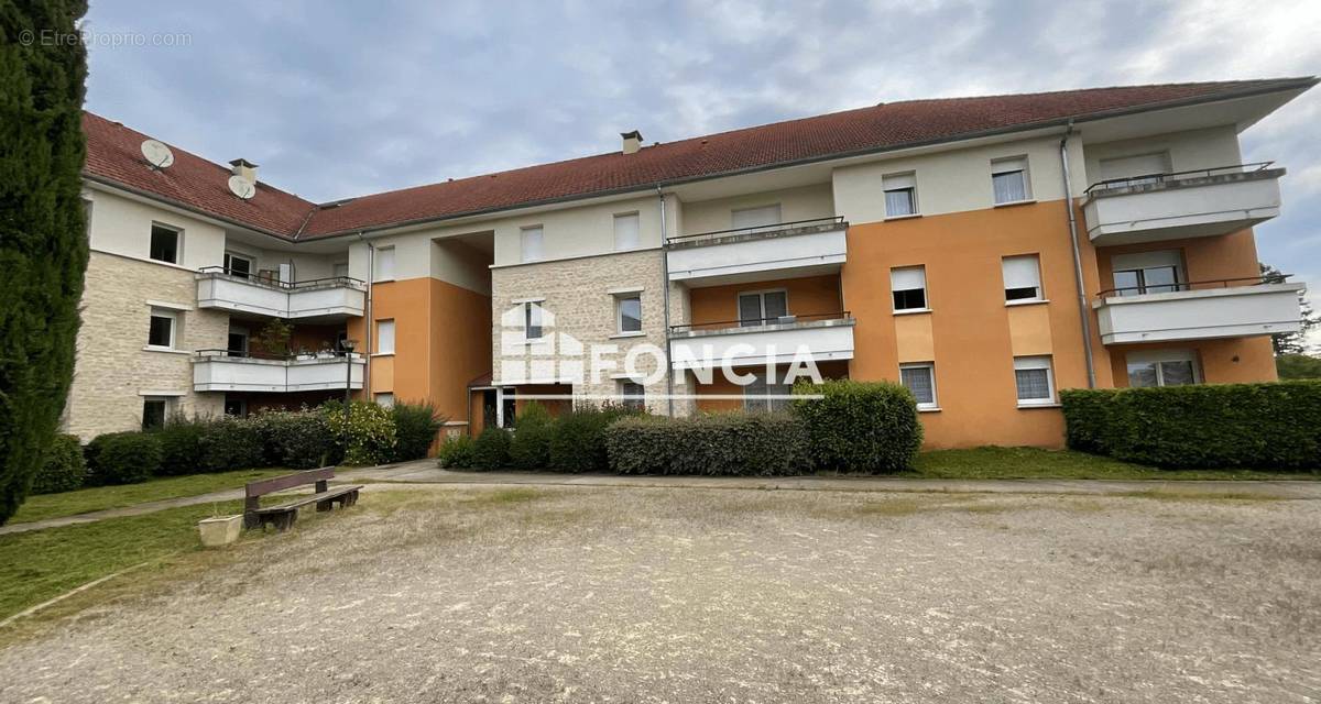 Appartement à GOURDON