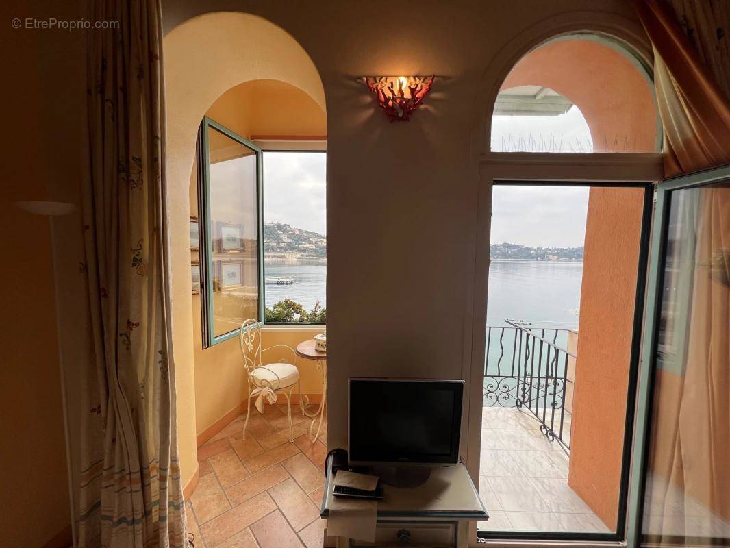 Appartement à VILLEFRANCHE-SUR-MER