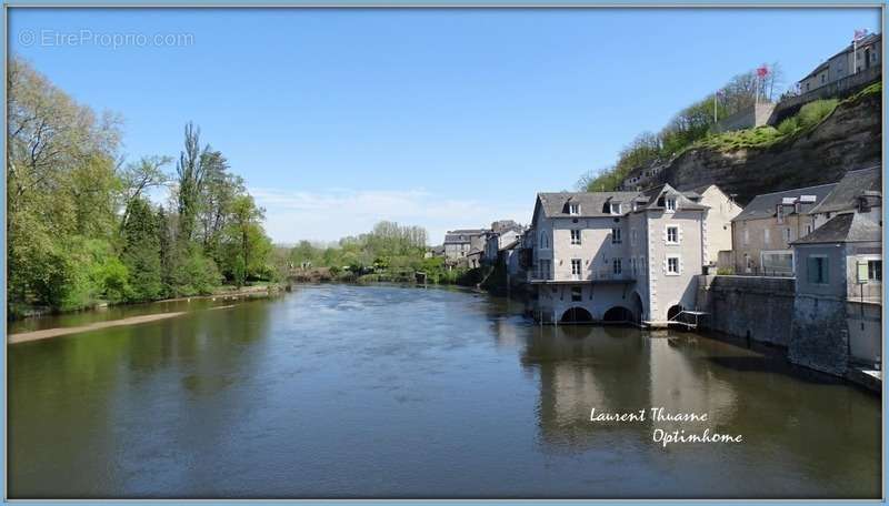 Appartement à TERRASSON-LAVILLEDIEU