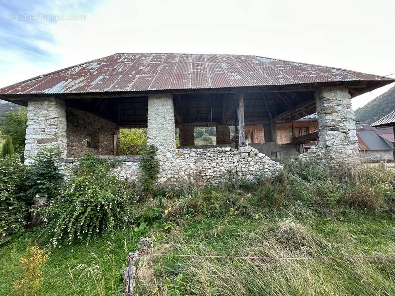 Maison à AILLON-LE-JEUNE