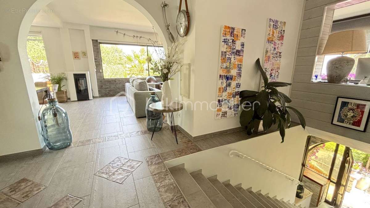 Appartement à VENCE