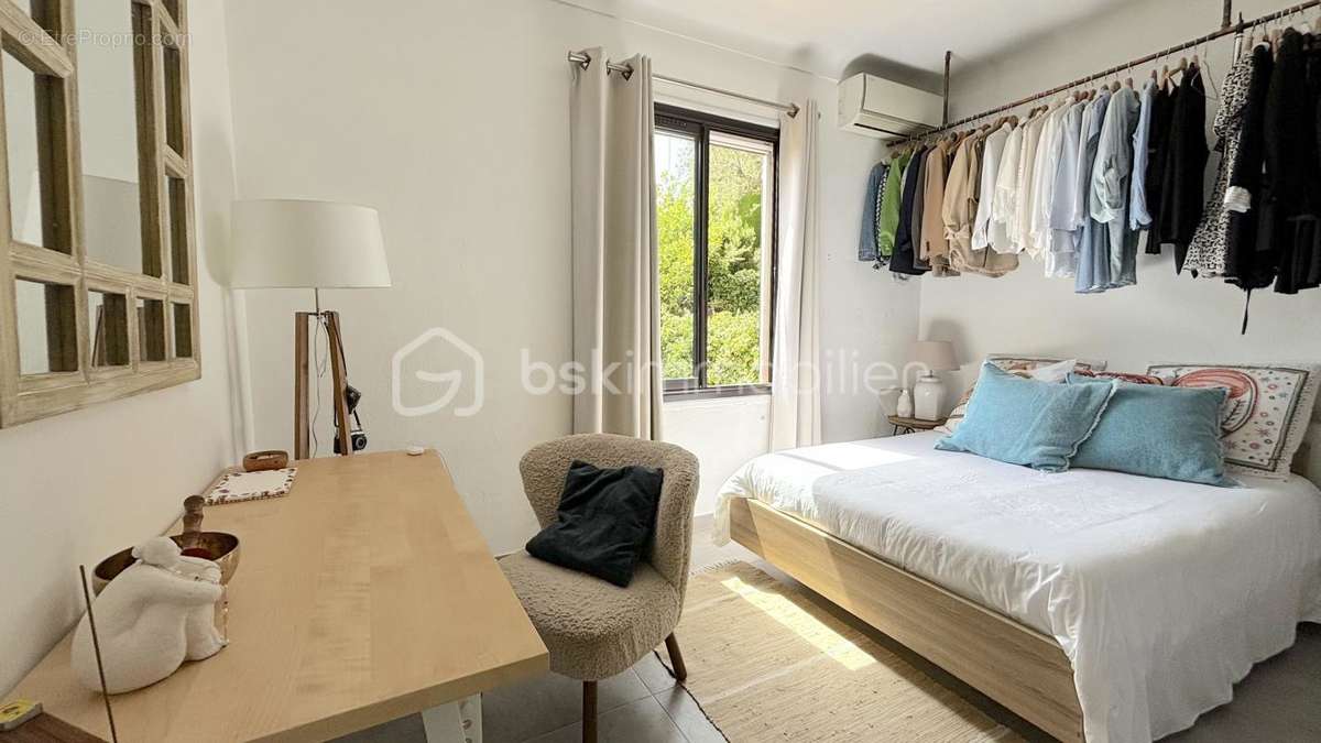 Appartement à VENCE