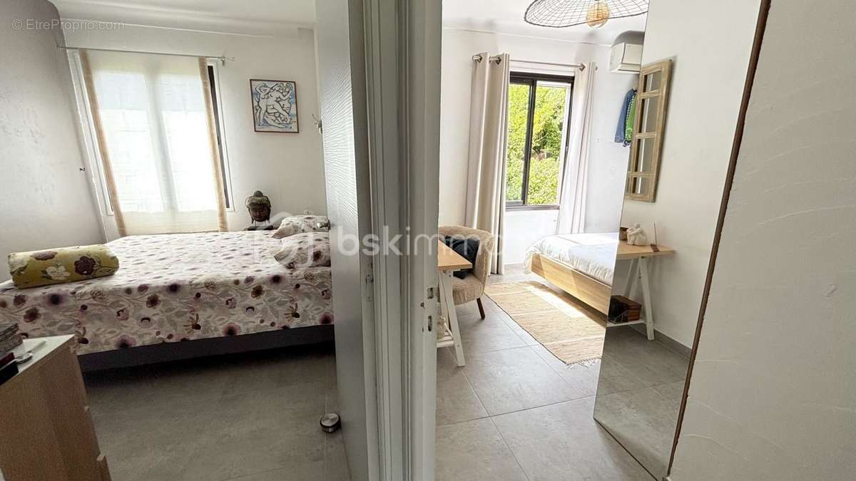 Appartement à VENCE