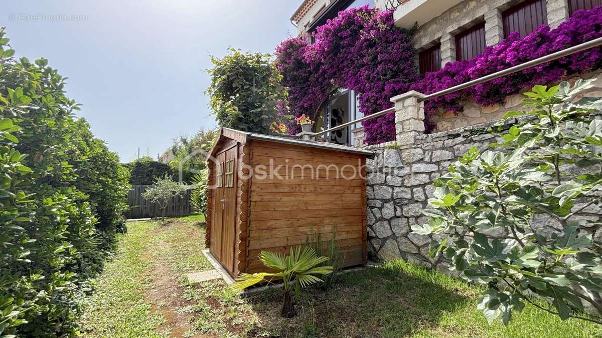 Appartement à VENCE