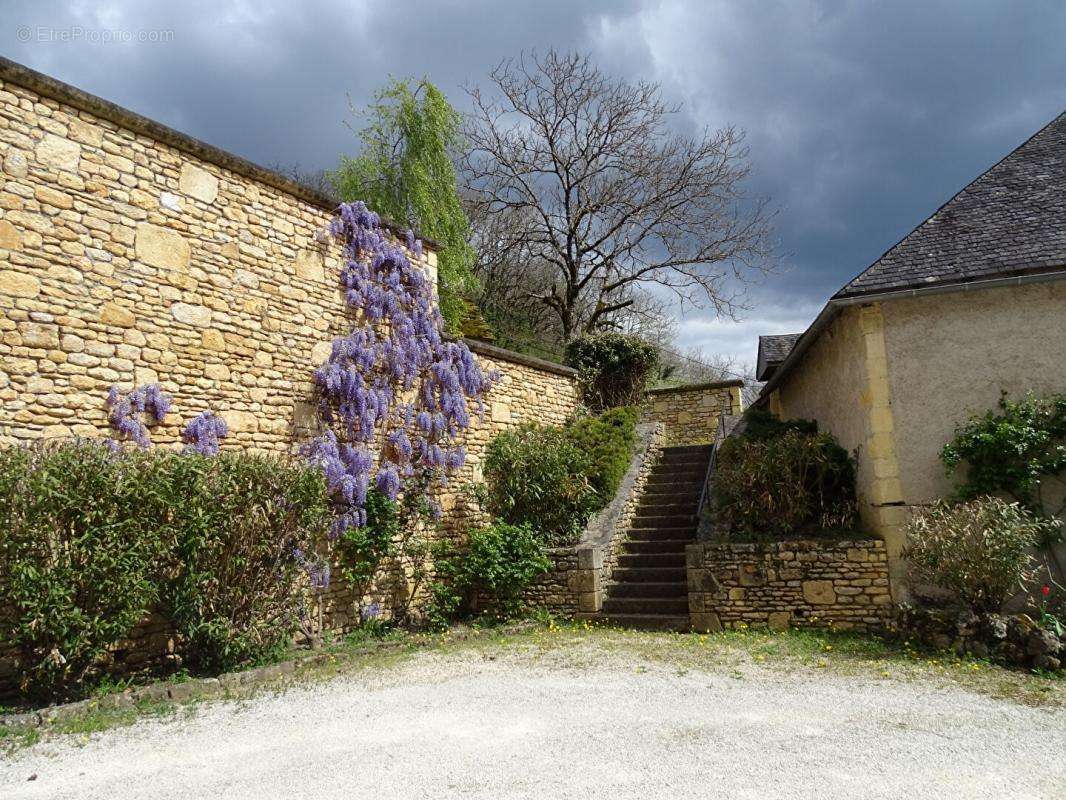 Maison à MONTIGNAC