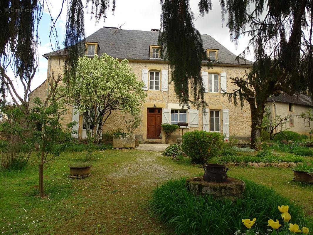 Maison à MONTIGNAC