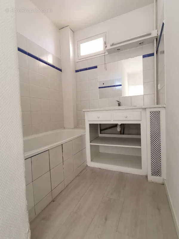 Appartement à SORGUES