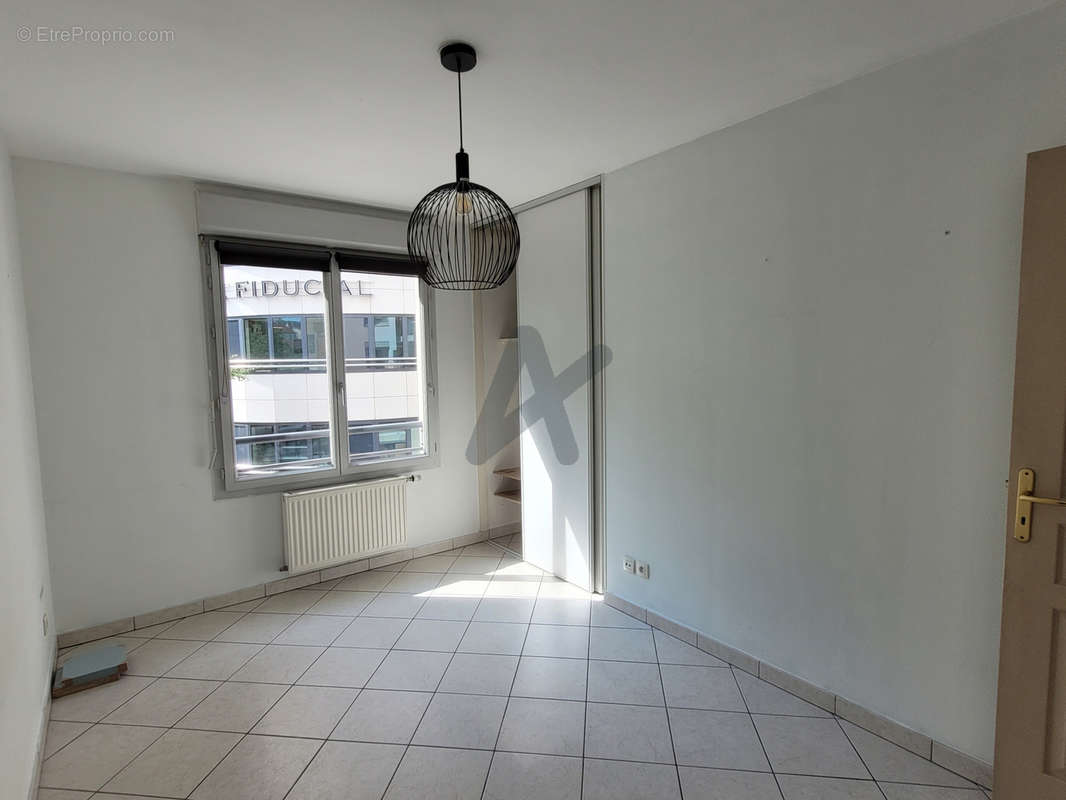 Appartement à LYON-9E