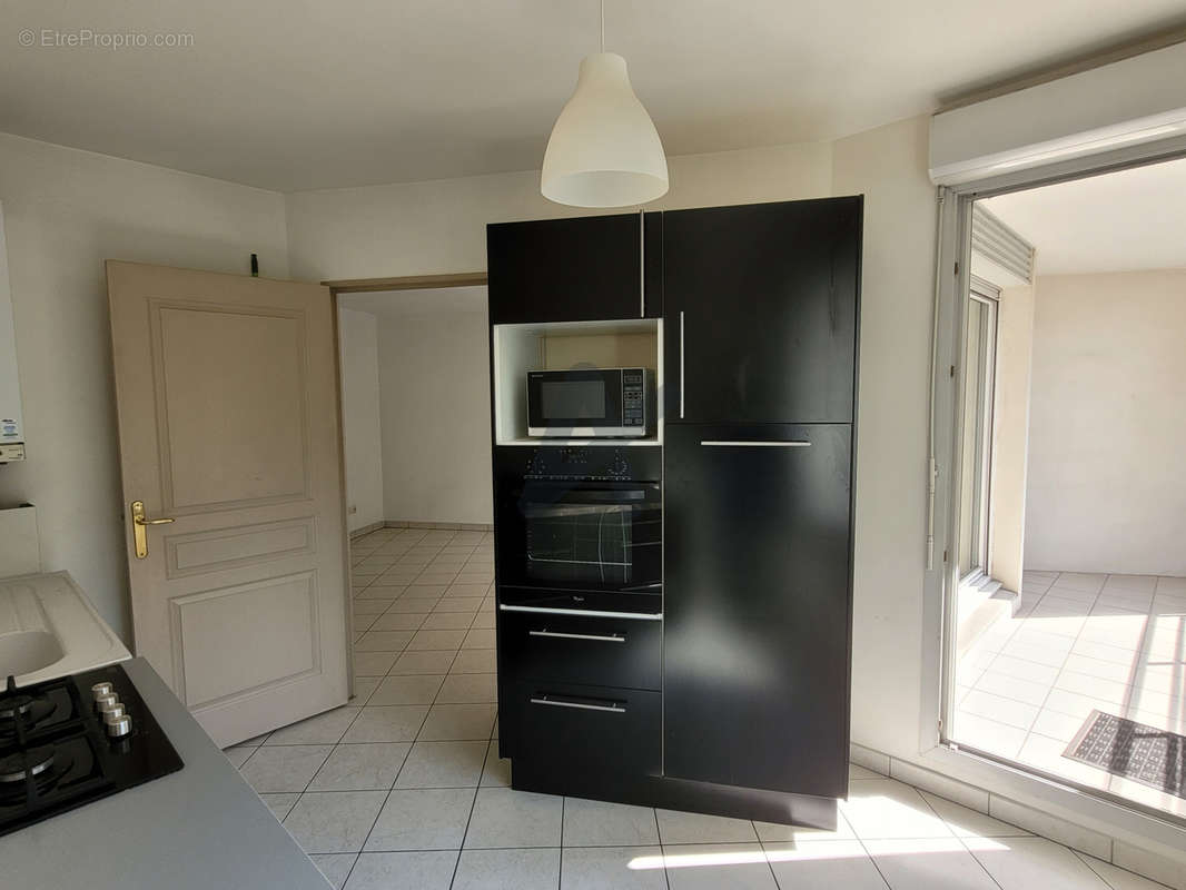 Appartement à LYON-9E