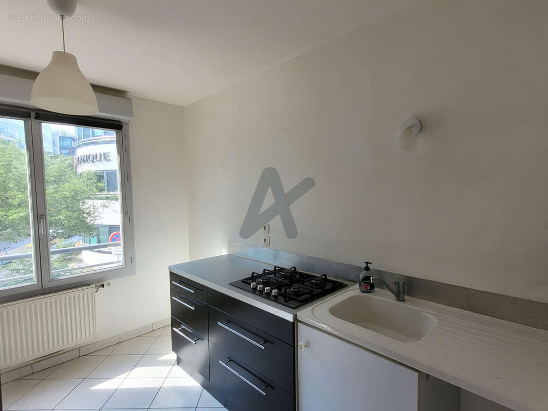 Appartement à LYON-9E