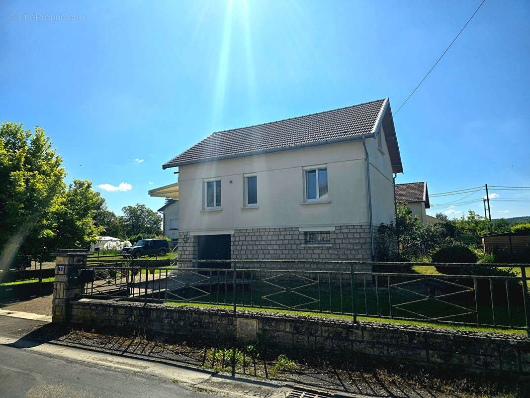 Maison à LONGEVILLE-EN-BARROIS