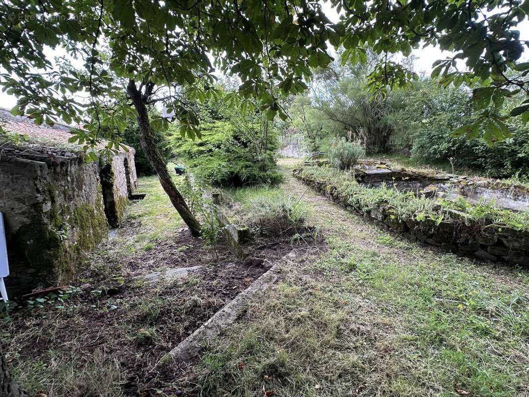 Terrain à LE BIGNON