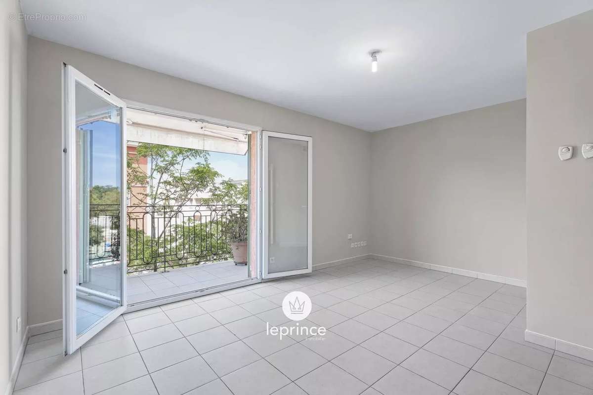 Appartement à CAGNES-SUR-MER