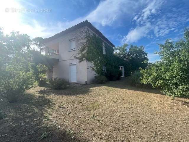 Maison à RIBAUTE-LES-TAVERNES