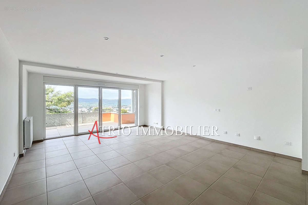 Appartement à CAGNES-SUR-MER