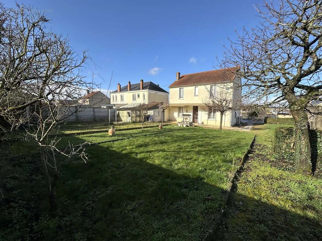 Maison à THOUARS