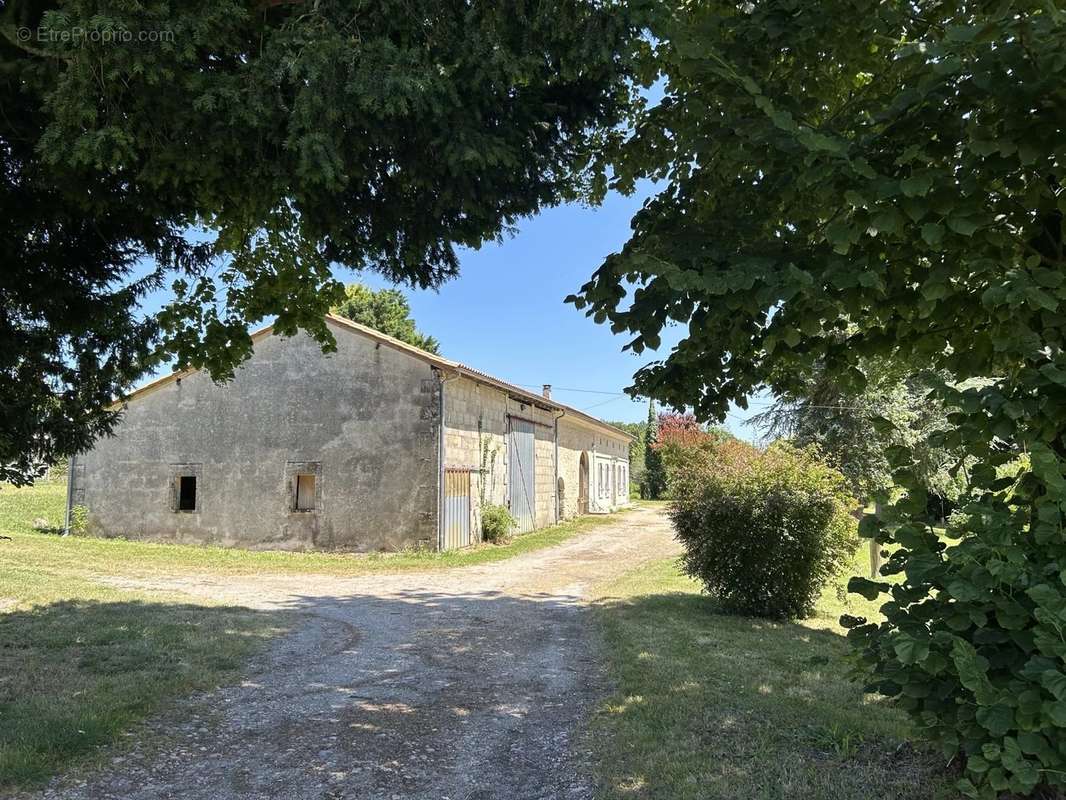 Maison à CHALAIS