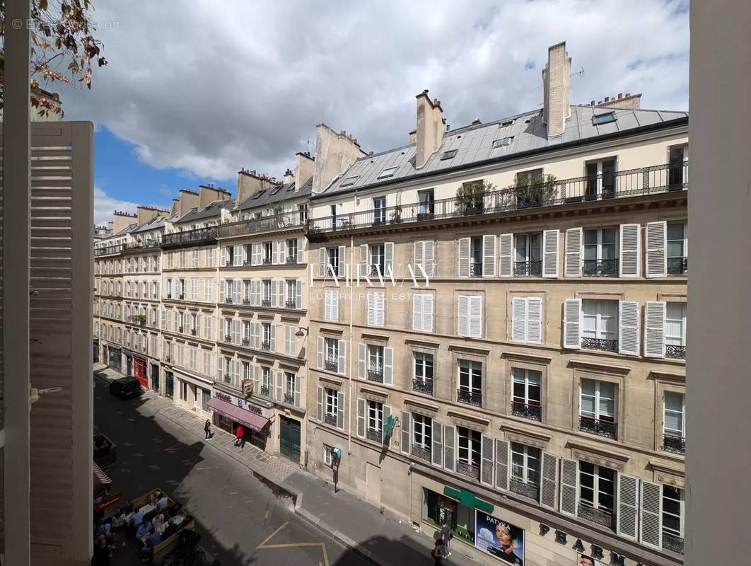 Appartement à PARIS-7E