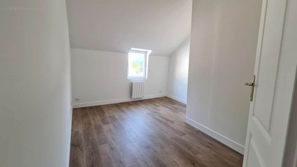 Appartement à NEUFCHATEL-EN-BRAY