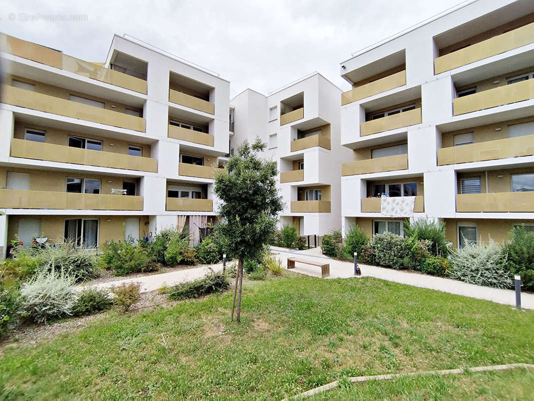 Appartement à COLOMIERS