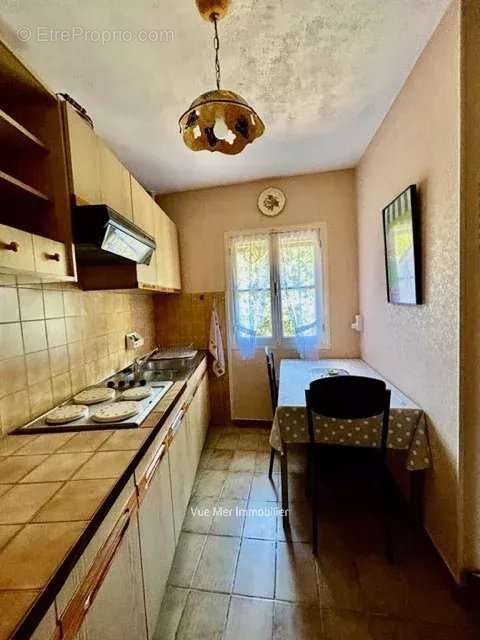 Appartement à VALLAURIS