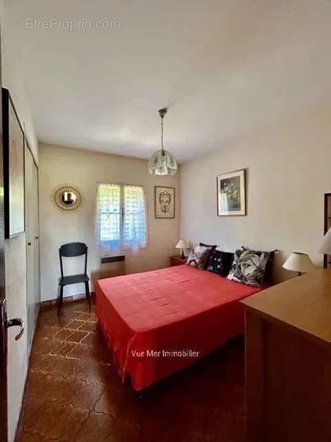 Appartement à VALLAURIS